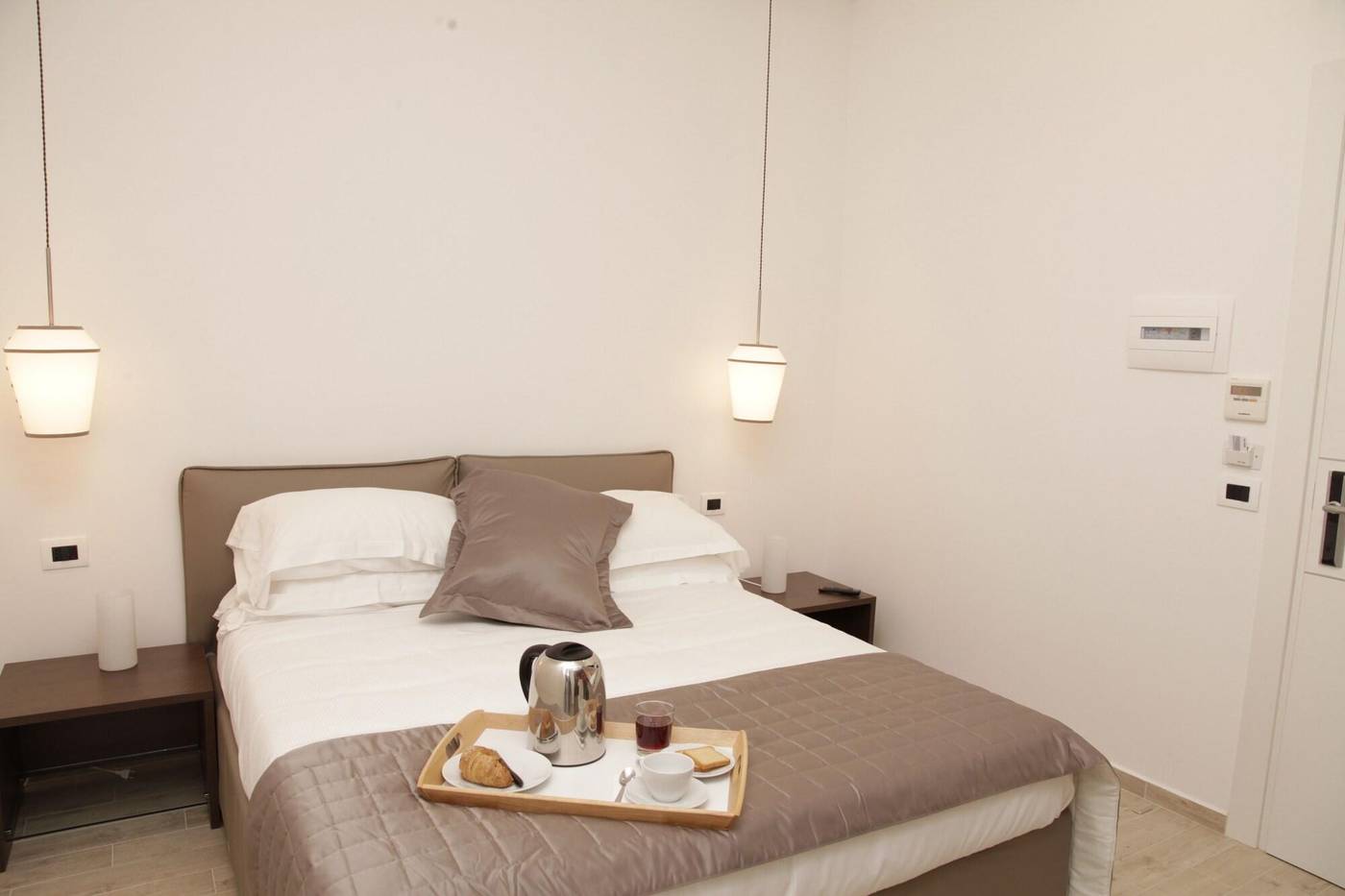 Maison-Maneli-Luxury-B-B-Room-17