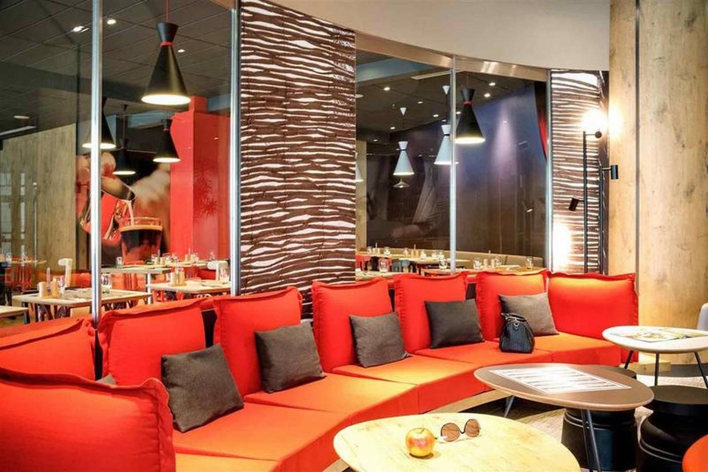 ibis-Warszawa-Stare-Miasto--Old-Town--Bar-21