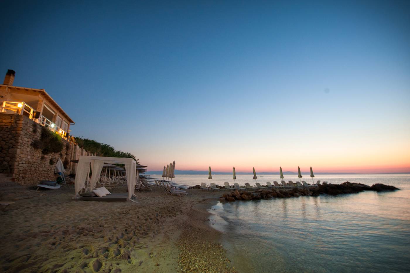 White-Suites-Beach-19