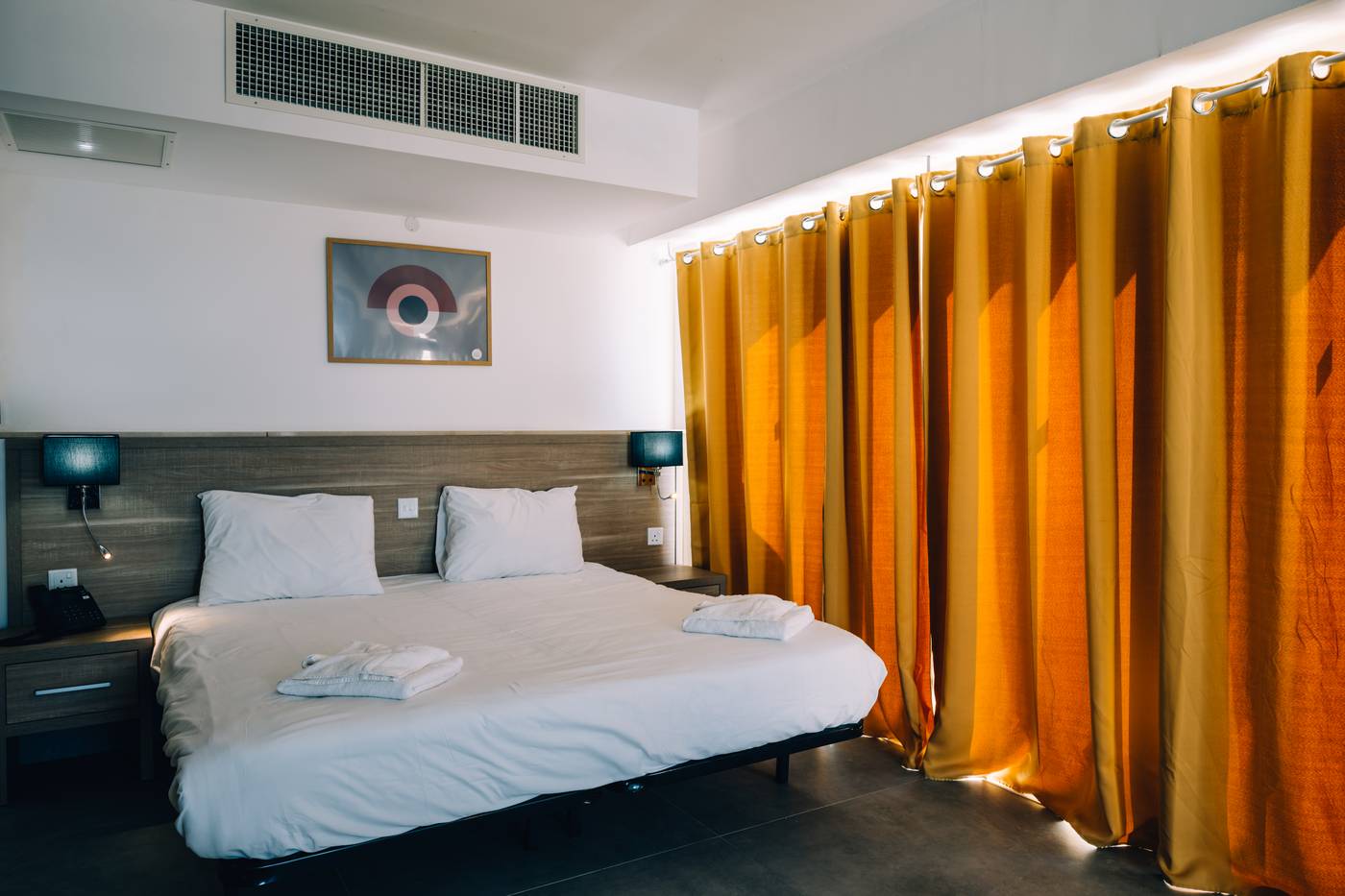 Primera-Hotel-Room-11