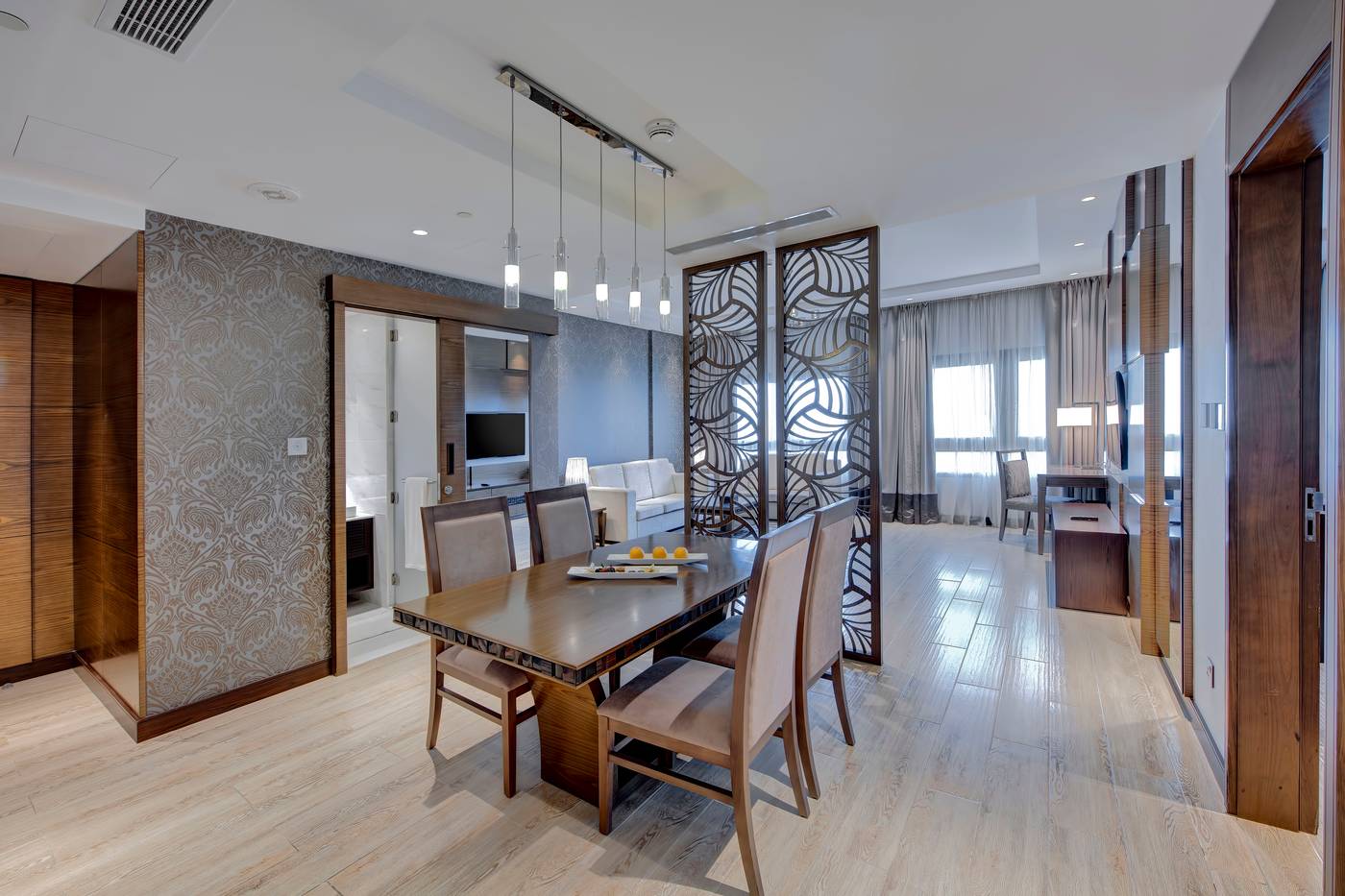 Metropolitan-Hotel-on-Sheikh-Zayed-Road-Dubai-Room-53