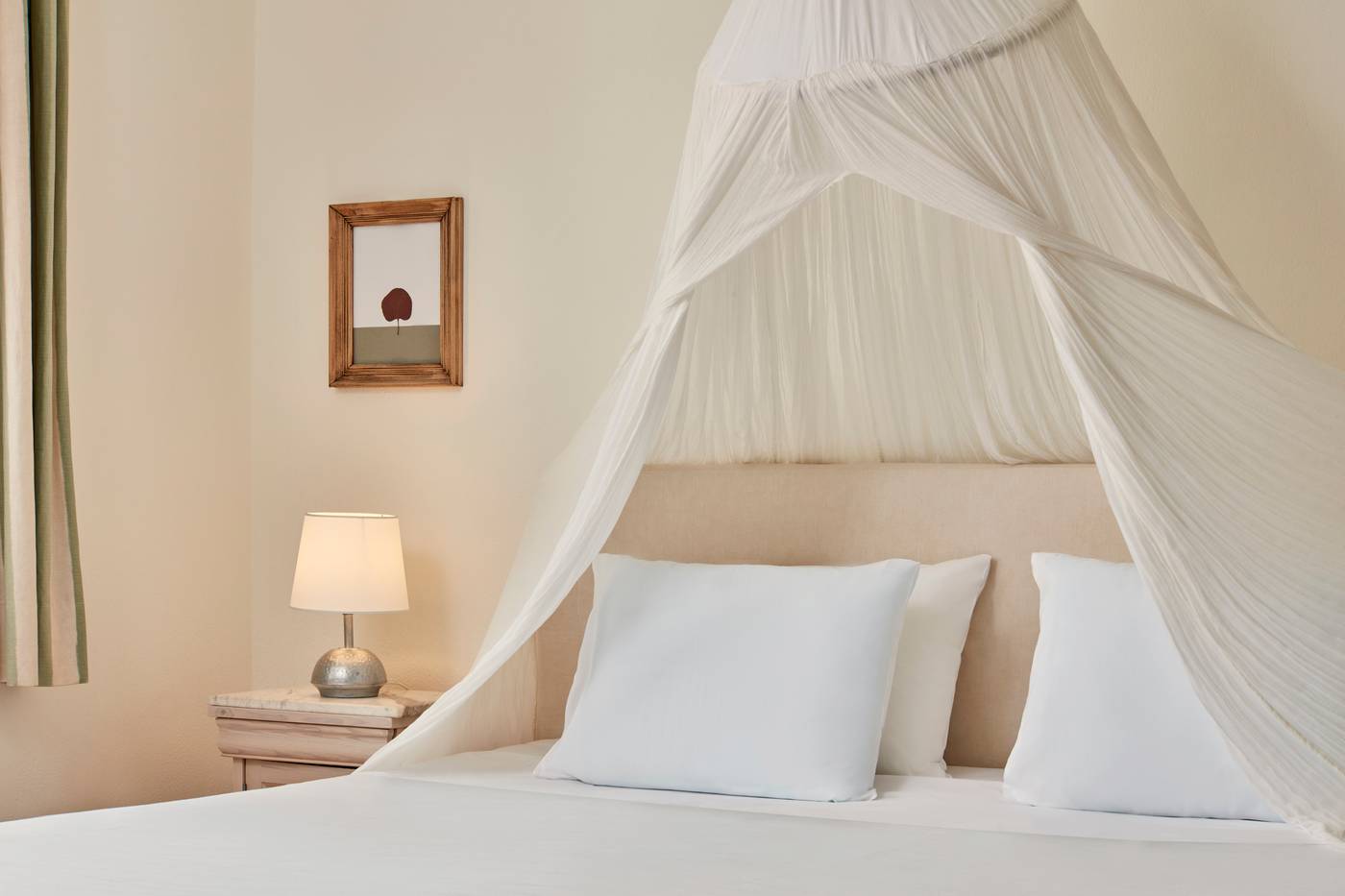 Candia-Park-Village-Room-30