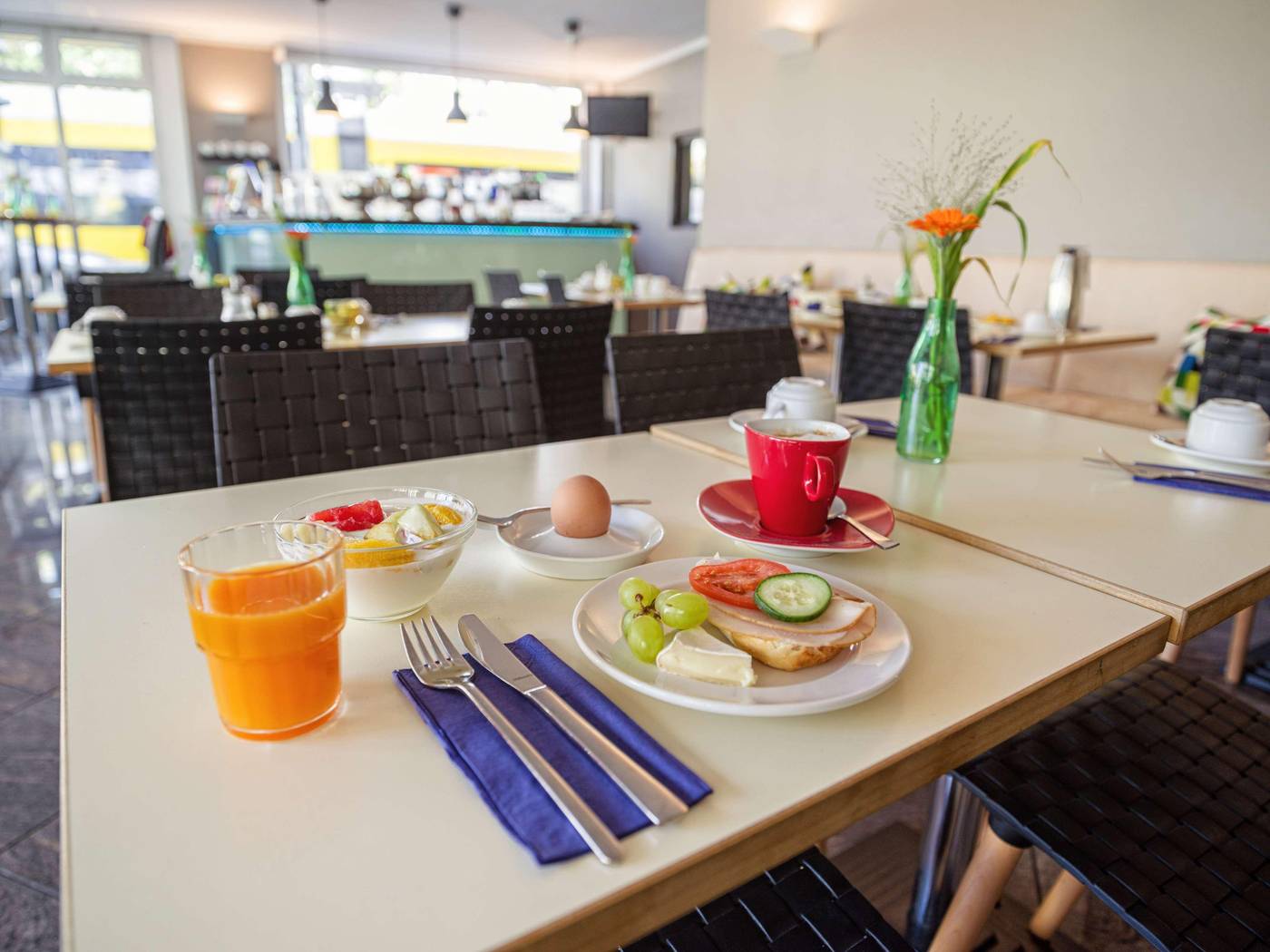 Berlin-Mitte-by-Campanile-Restaurant-61