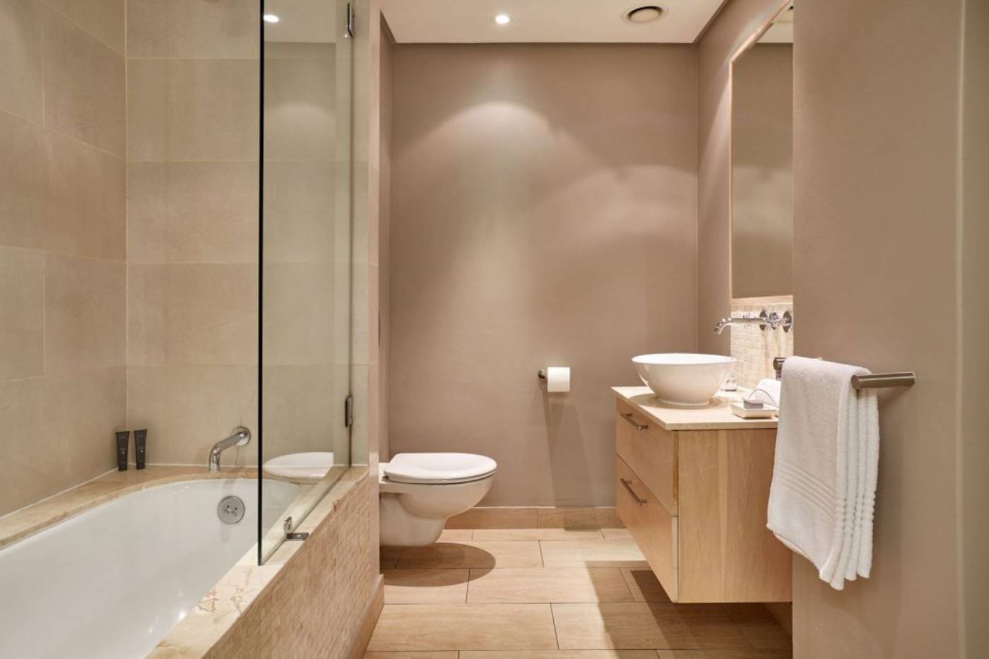 Mandela-Rhodes-Place-Hotel---Spa-Room-60