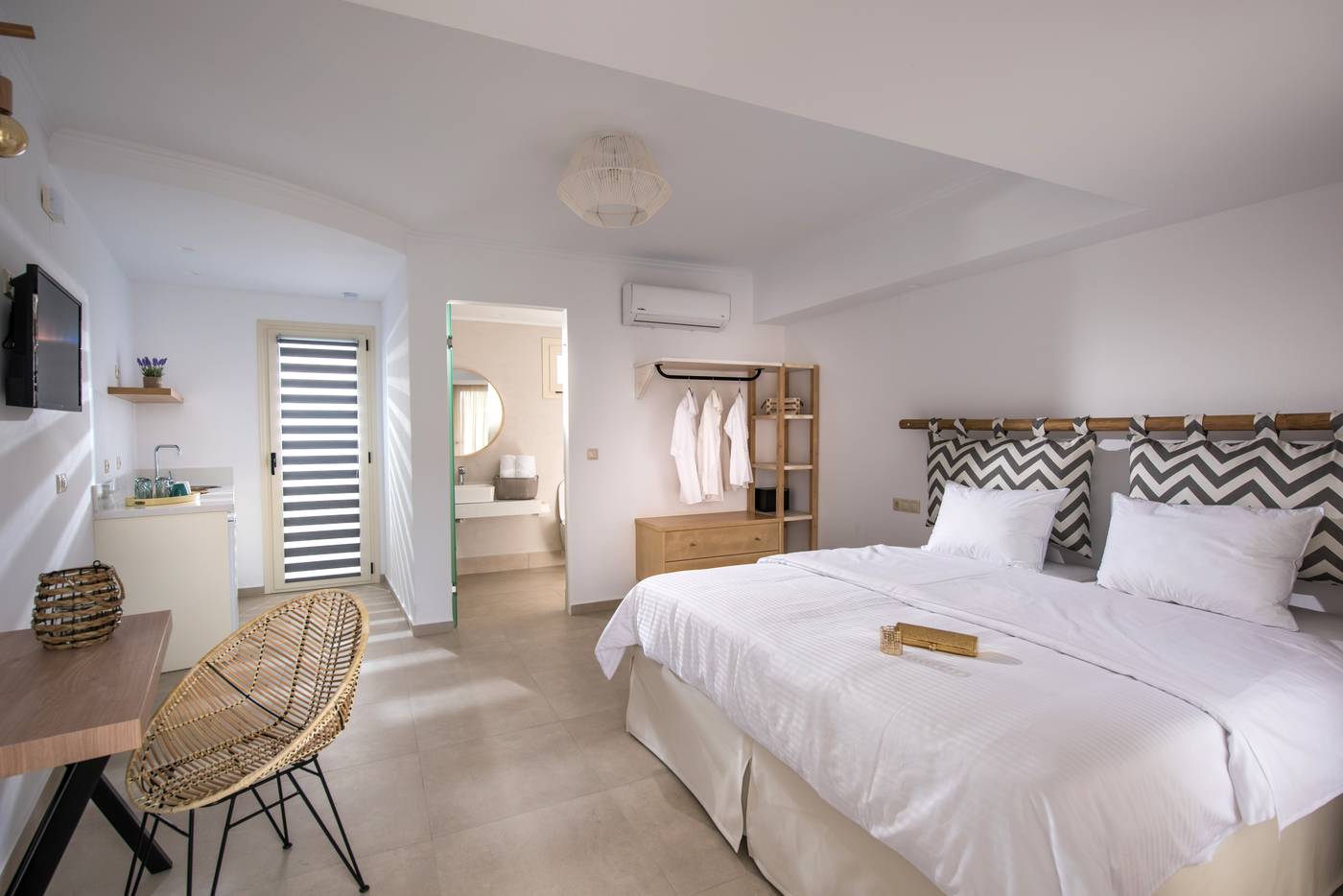 Sarpidon-Apartments-Room-18