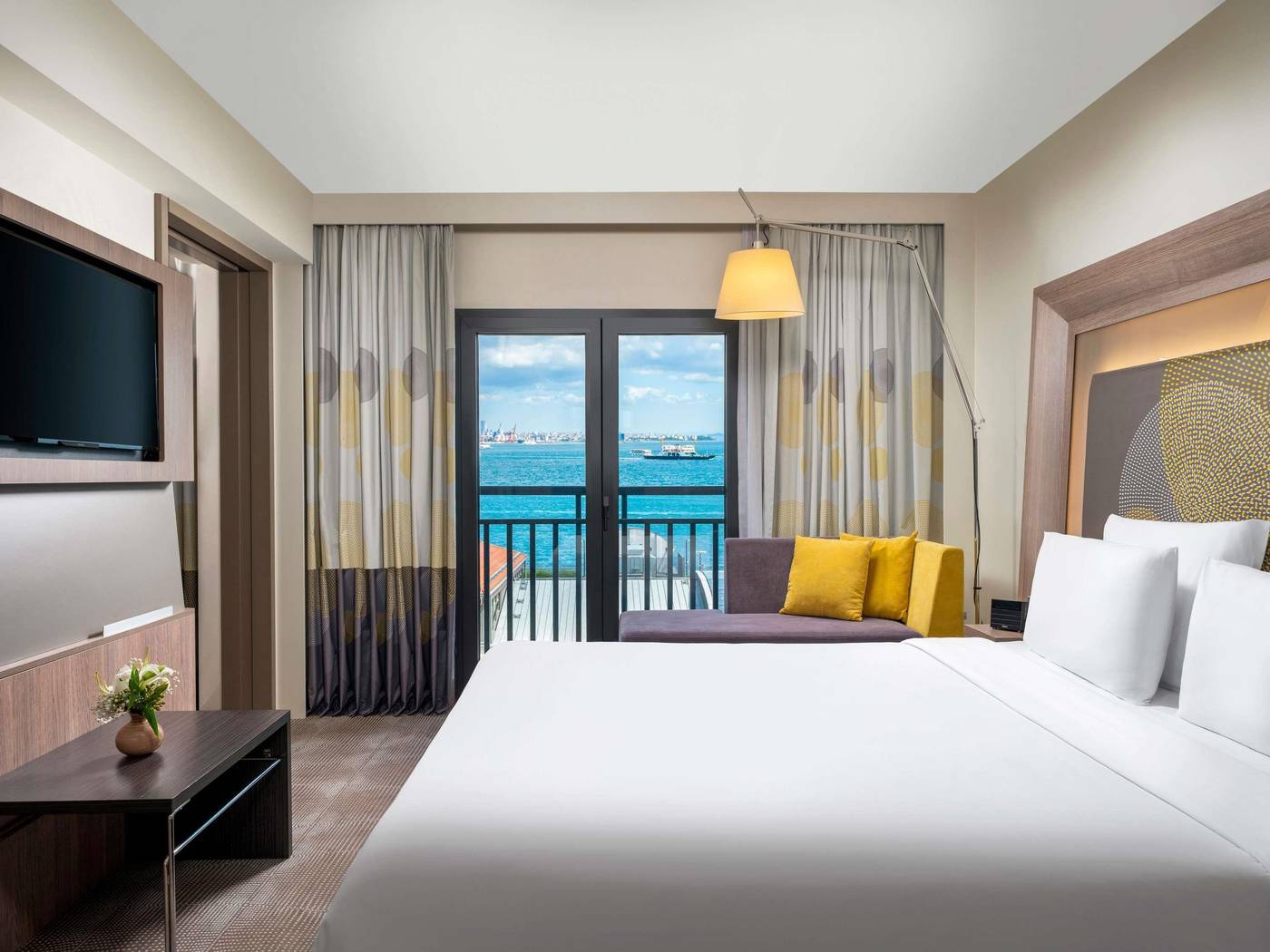 Novotel-Istanbul-Bosphorus-Room-12