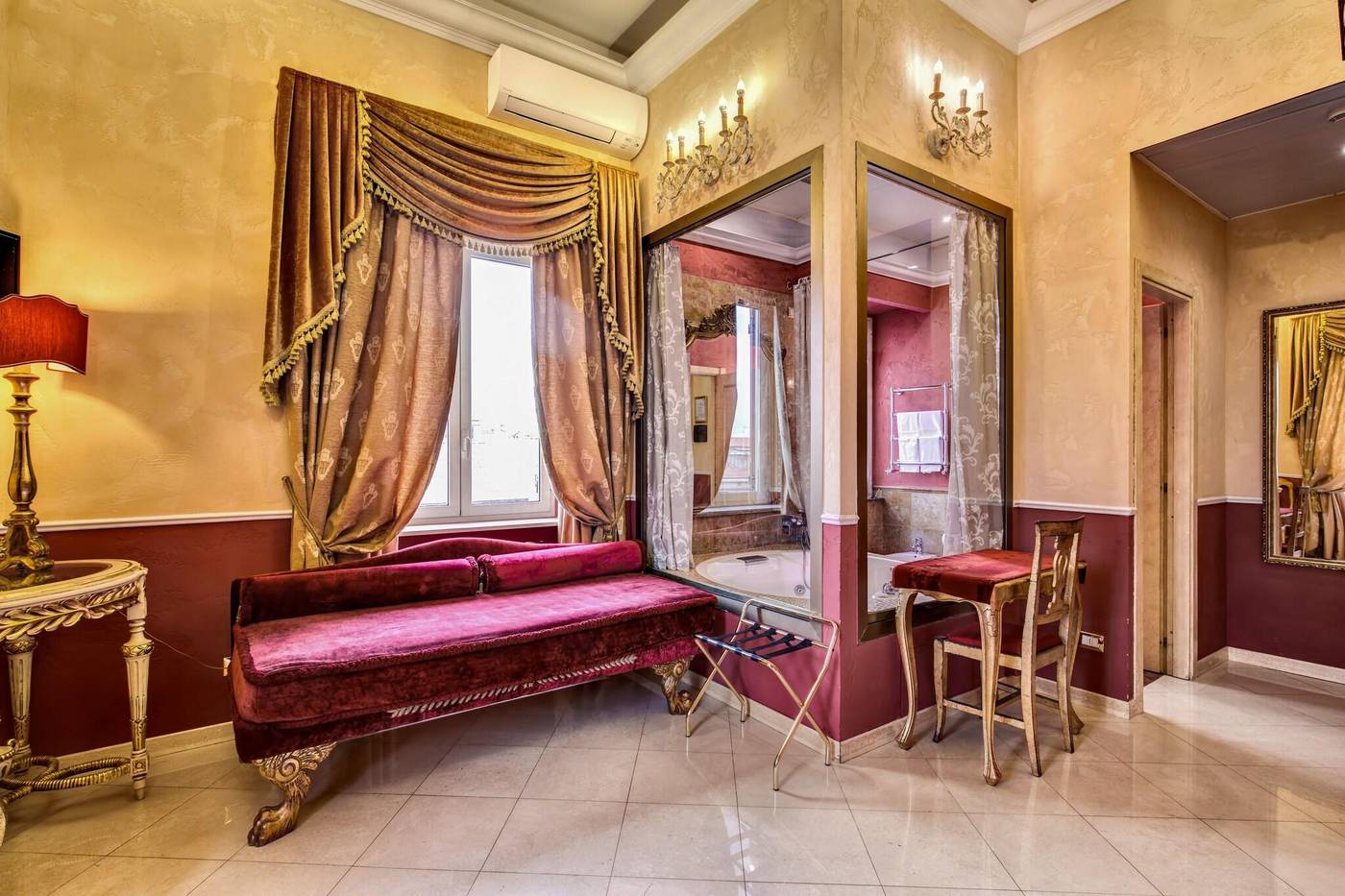 Romanico-Palace-Luxury-Hotel---Spa-Room-27