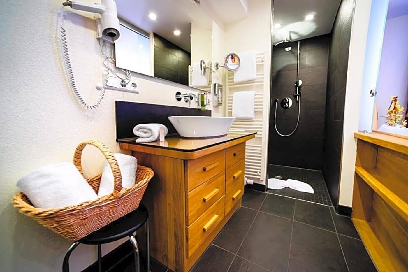 Schwarzwaldhotel Holzschuhs-Germany-BAIERSBRONN-General view-6