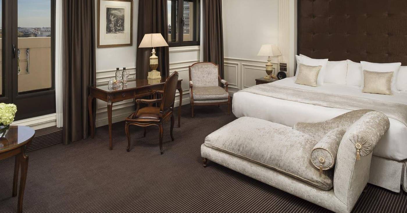 F-nix-Gran-Melia-Room-47