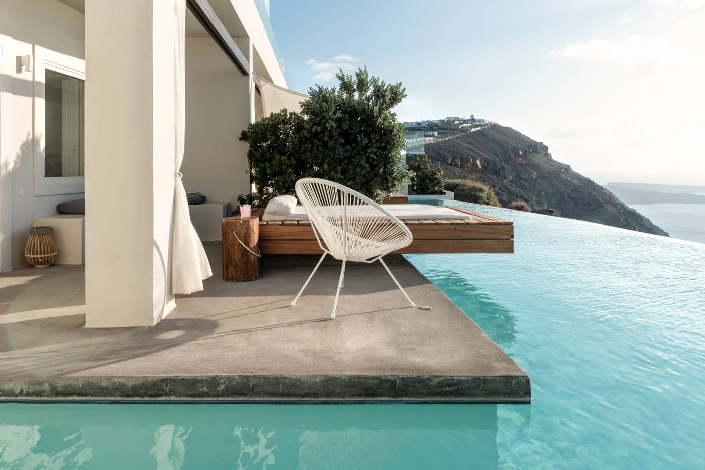 West-East-Suites-Room-87