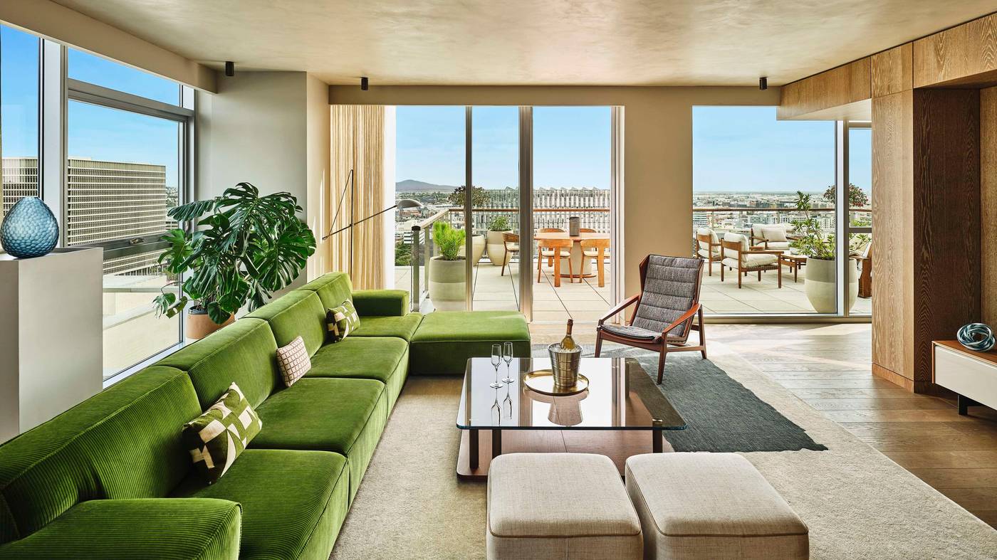 Conrad-Los-Angeles-Room-18