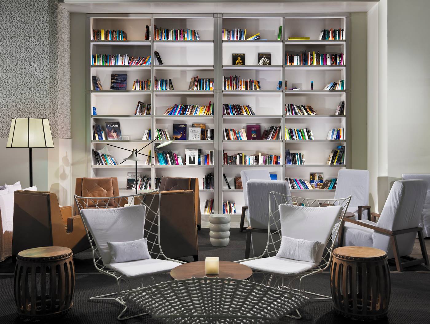 H10-Timanfaya-Palace-Lobby-34