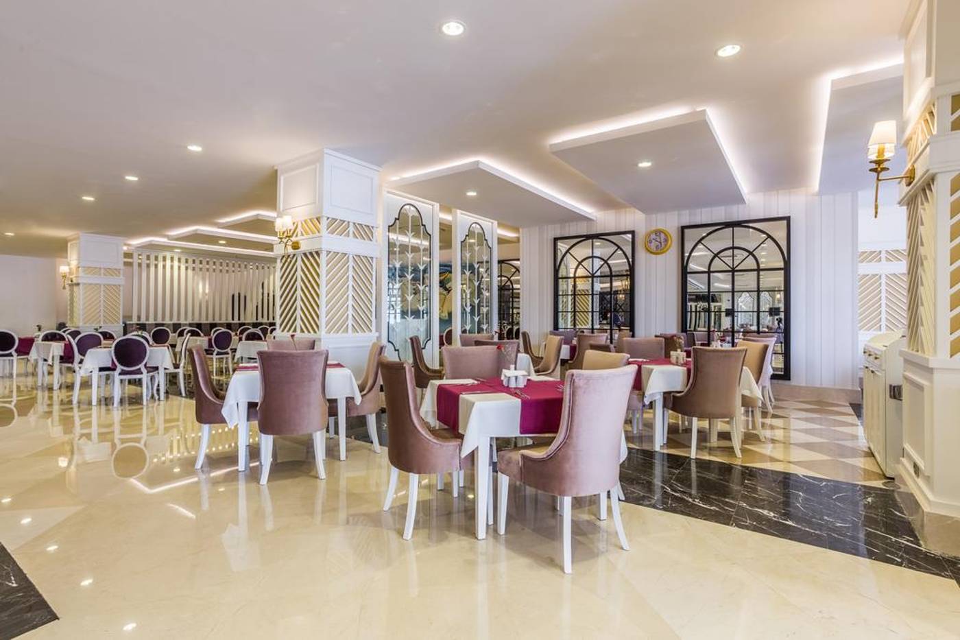 Mary Palace Resort & Spa