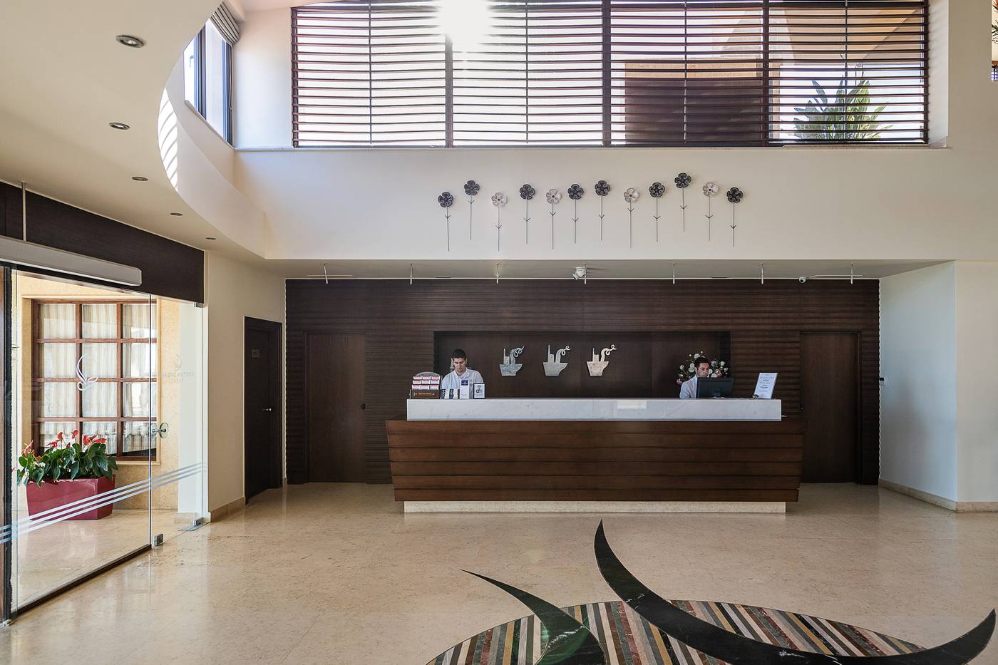 Cretan-Dream-Royal-Hotel-Lobby-62