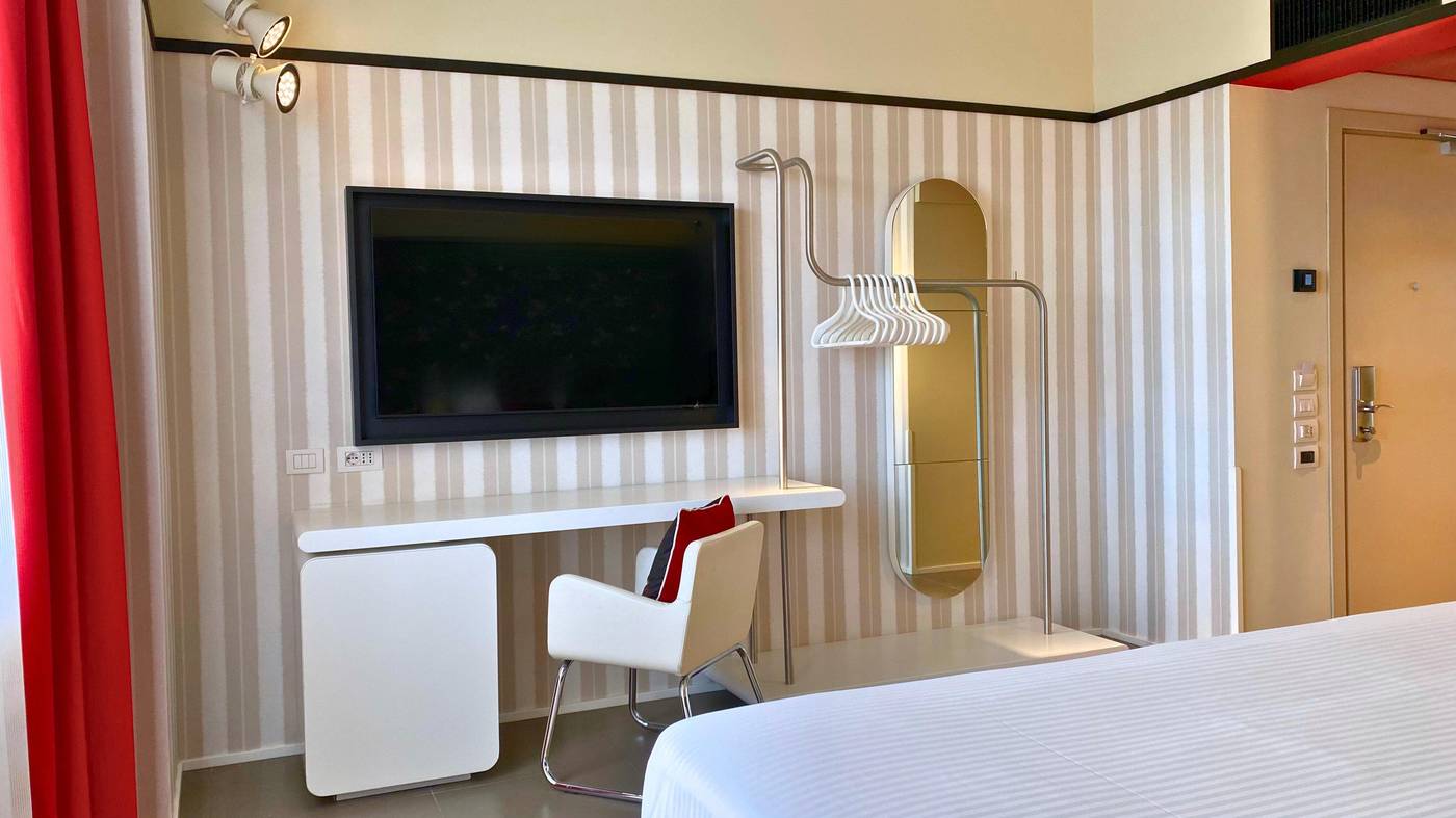 Hotel-Indigo-Florence-Room-30