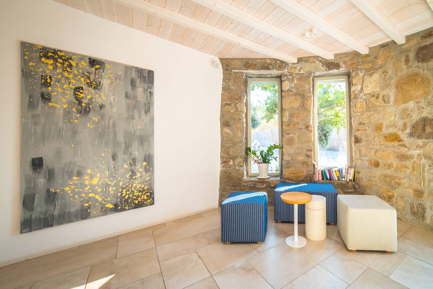 Vienoula-s-Garden-Lobby-45