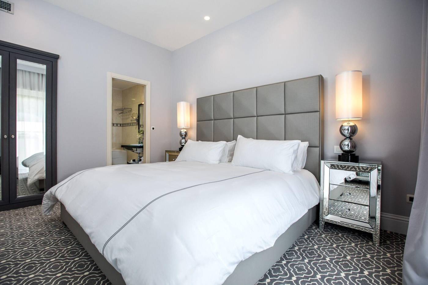 Hotel-Royal-Ariston-Room-26