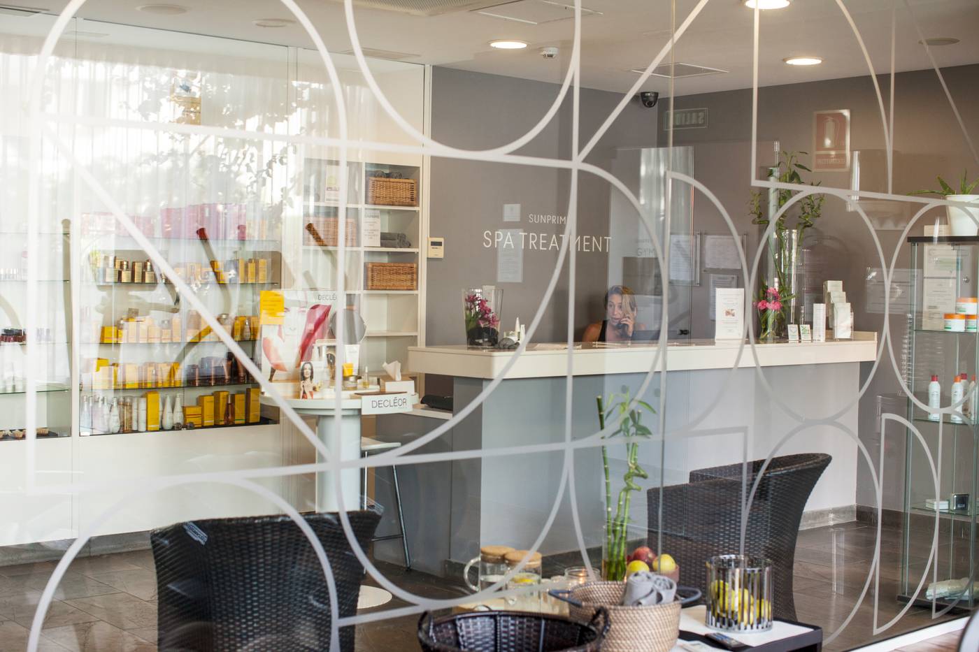 Coral-Suites---Spa---Adults-Only-Restaurant-63