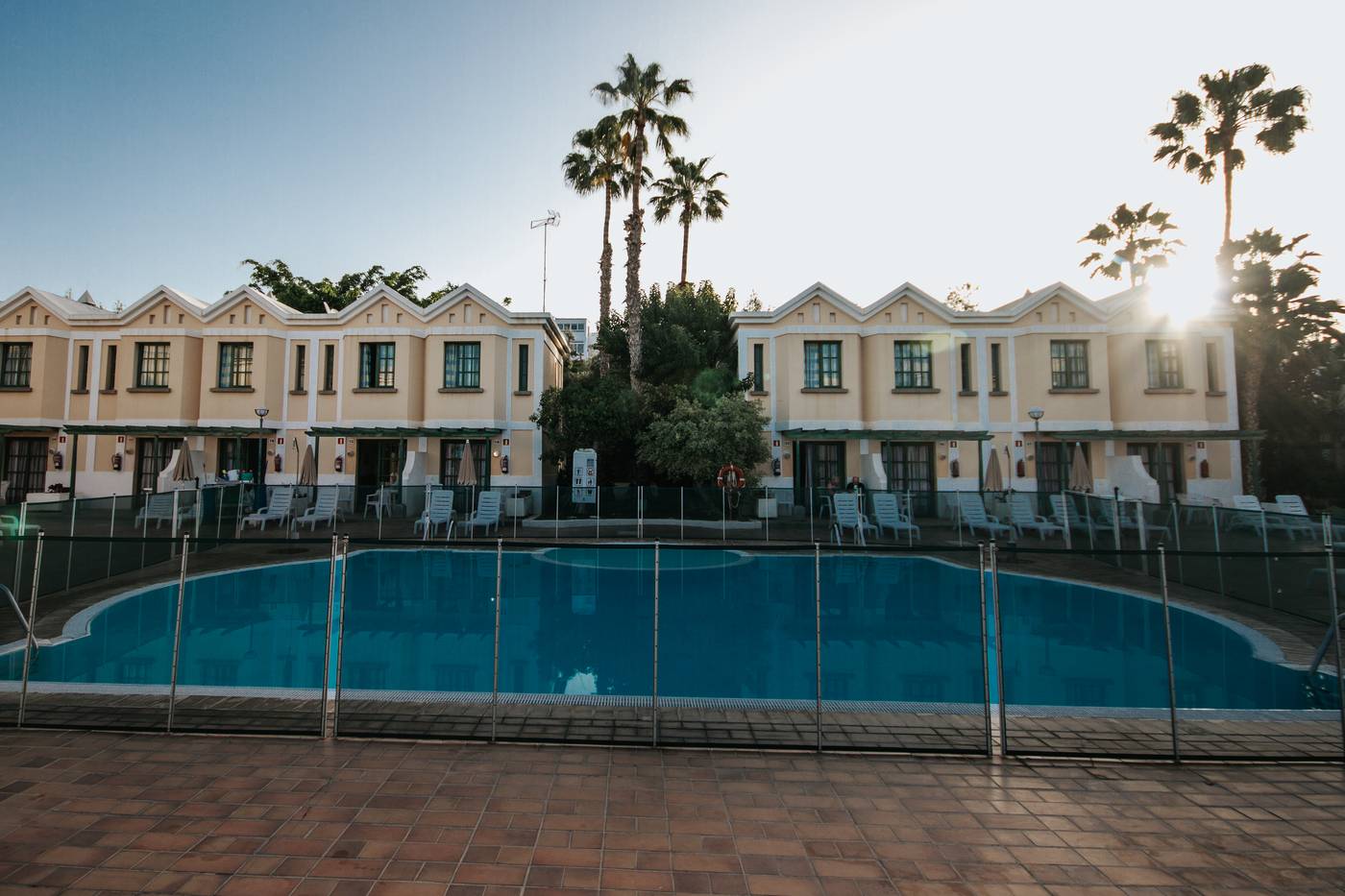 Sun-s-Gardens-Pool-2