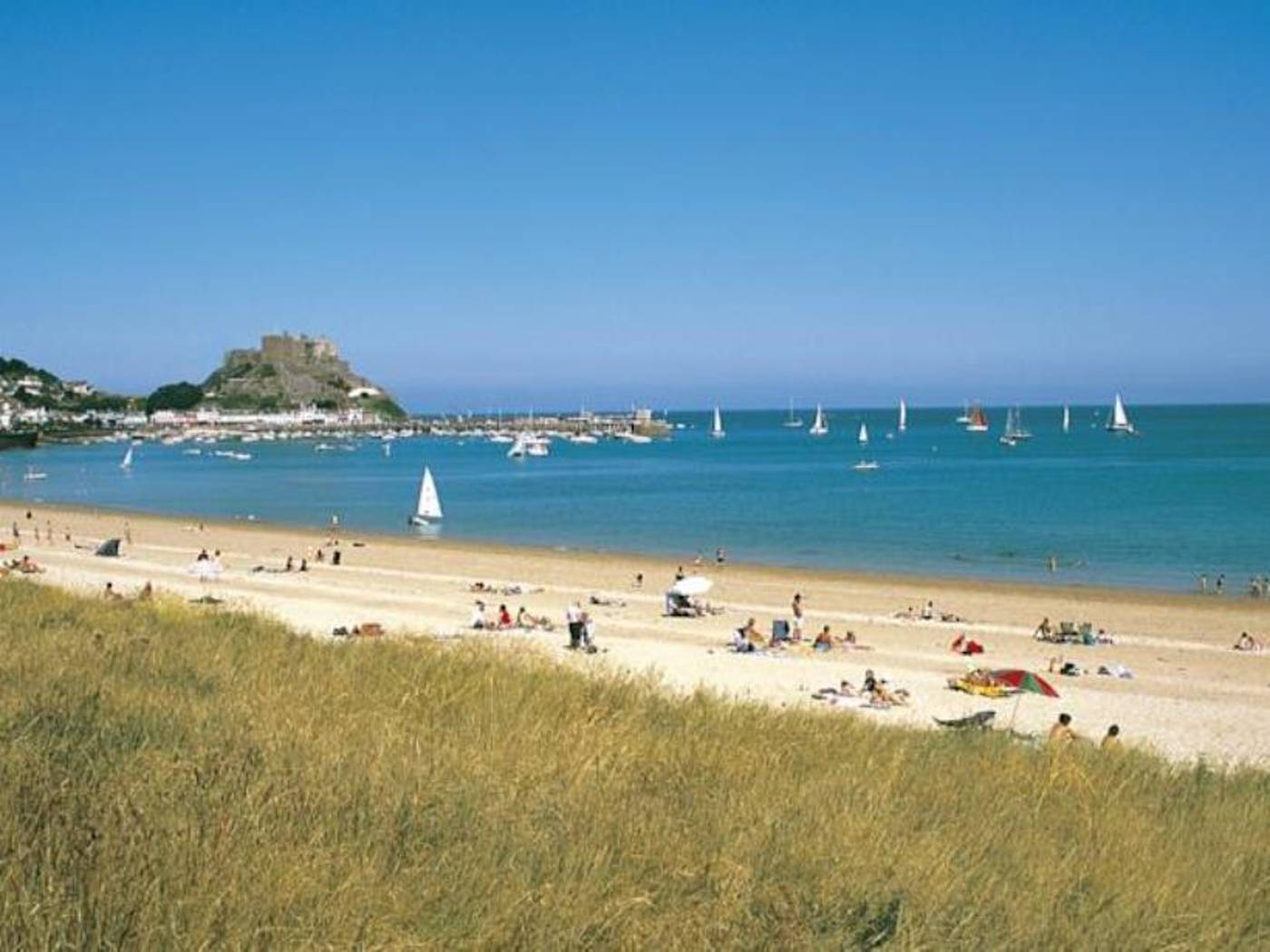 Beachcombers-Hotel-Beach-7