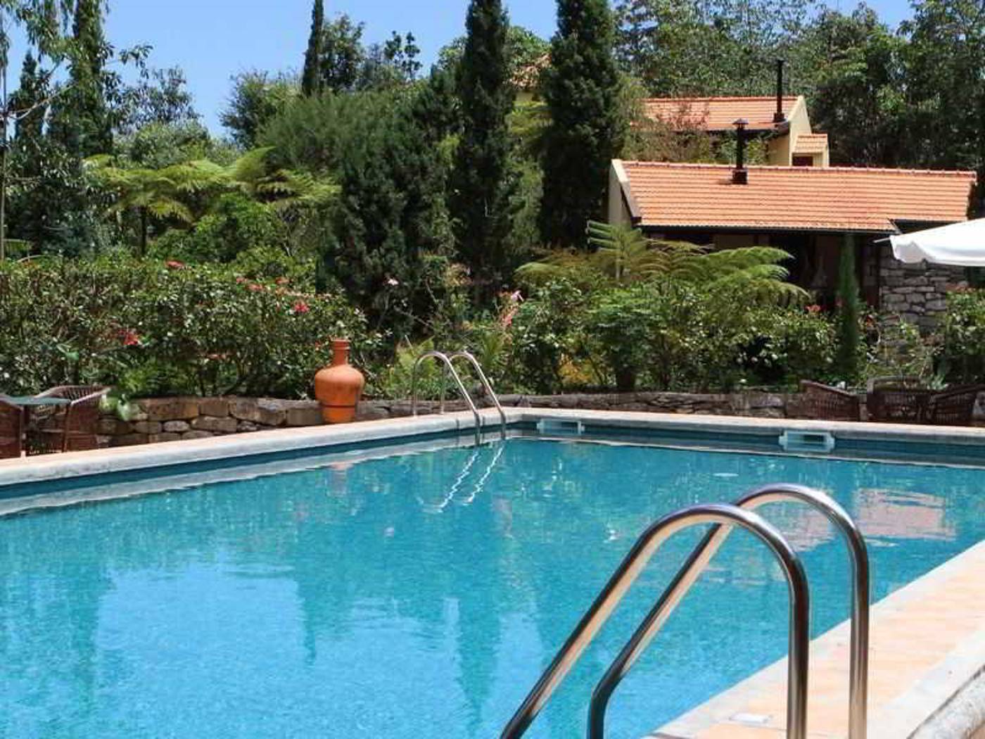 Quinta-do-Arco-by-Pestana-Pool-1