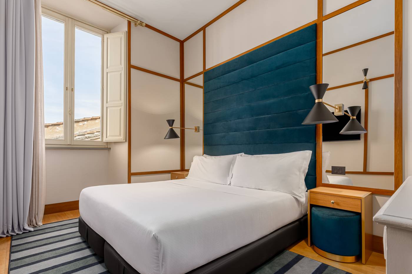 Room-Mate-Luca-Room-5