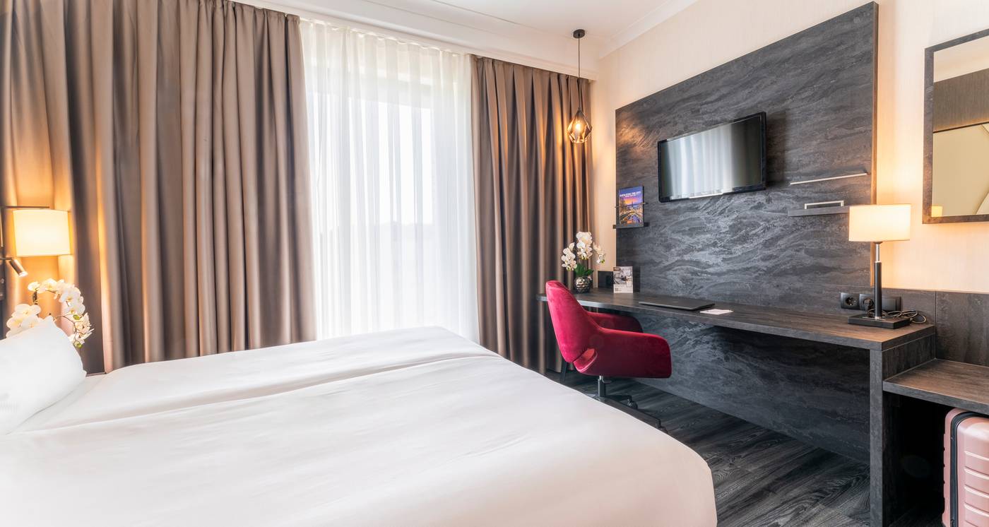 PLAZA Premium Grand Winston-Netherlands-Rijswijk-Room-8