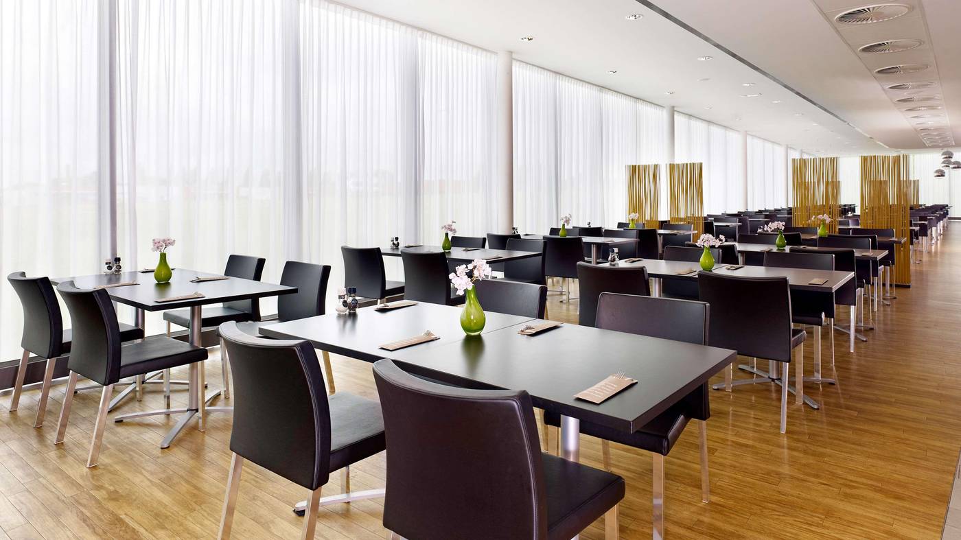 Park-Plaza-Amsterdam-Airport-Restaurant-46