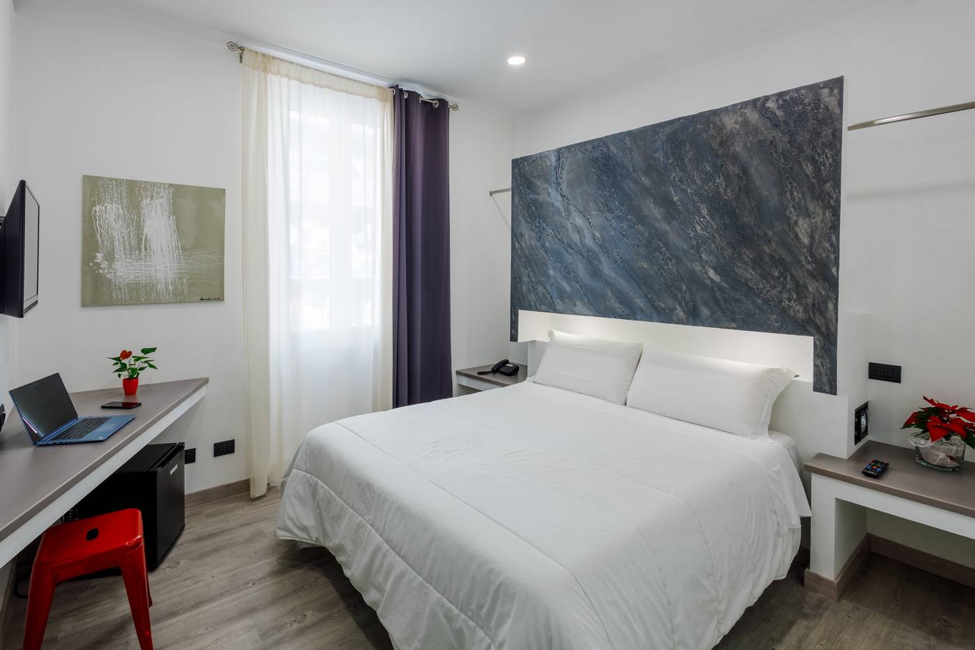 Crossroad-Hotel-Room-3