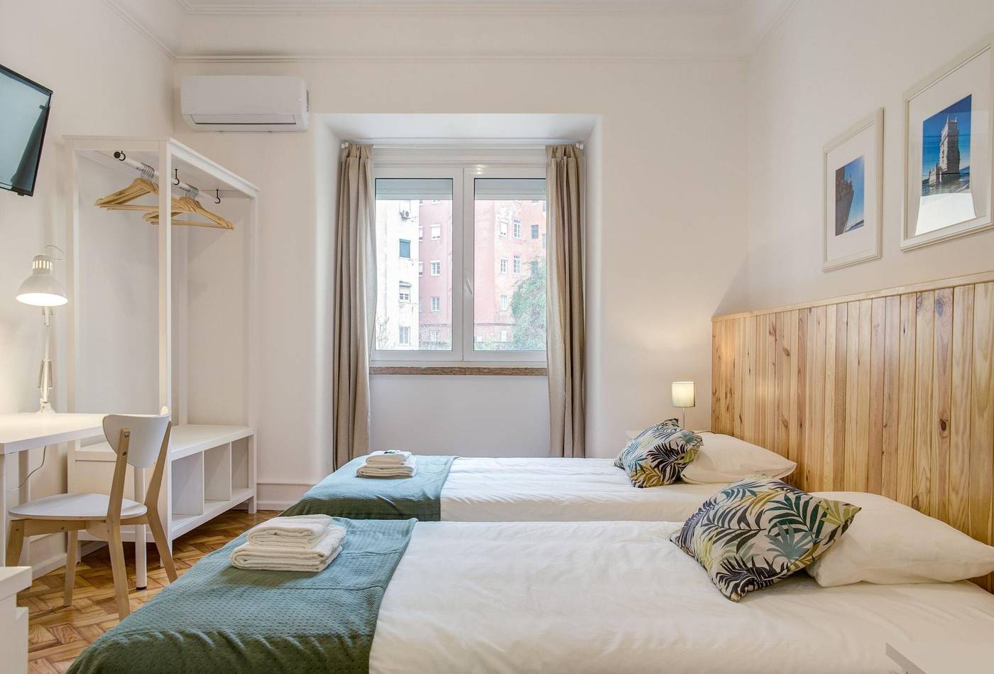 Home-Out-Rooms---Apartments-Room-30