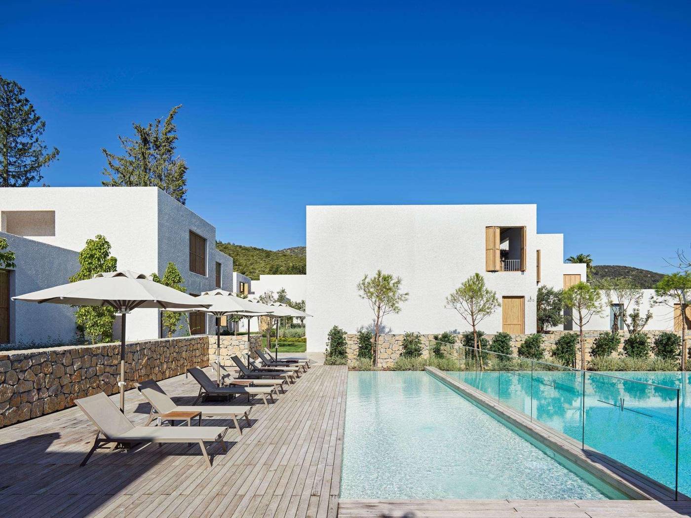 Voyage-Torba-Pool-2