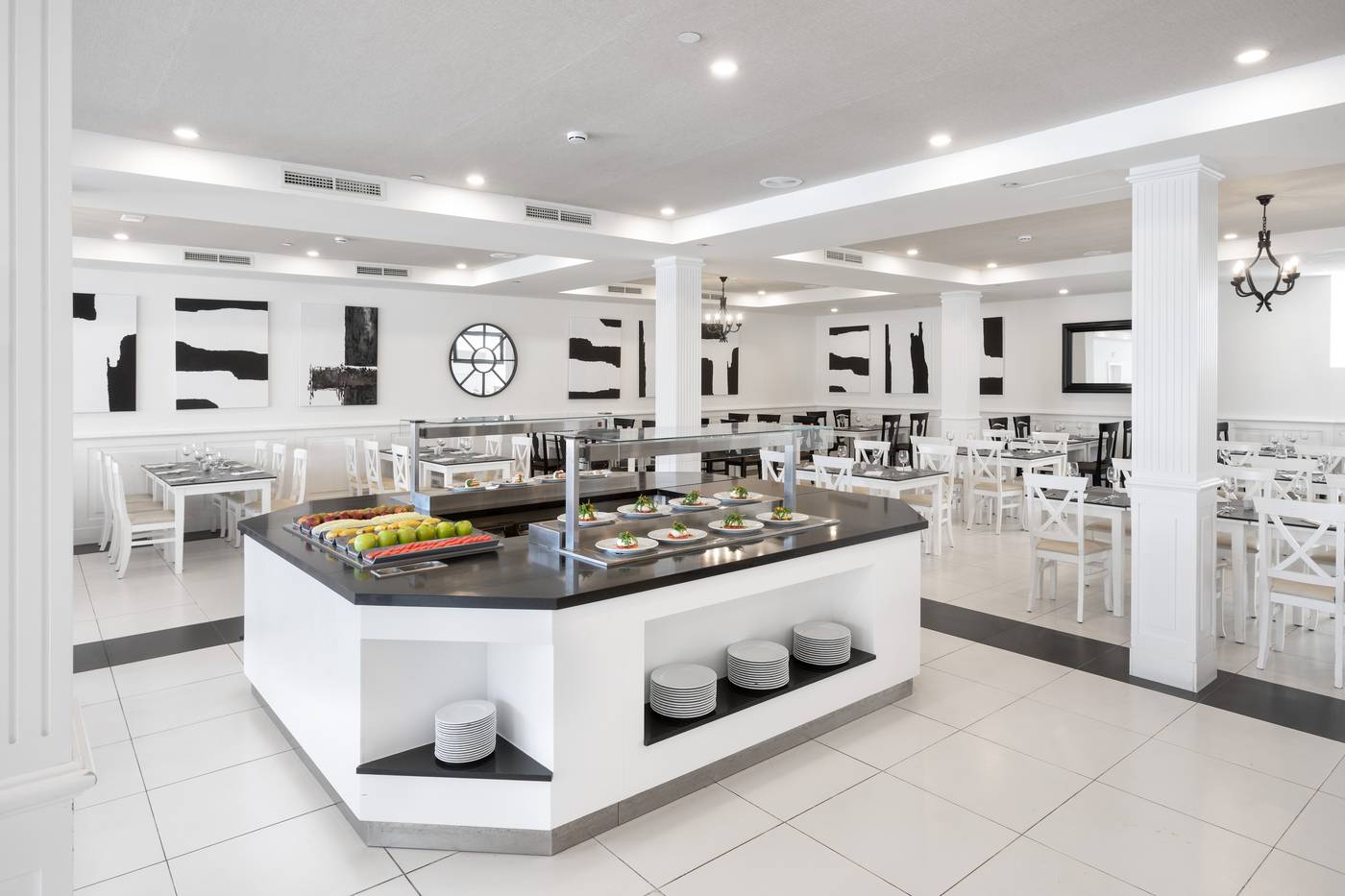 Gran-Castillo-Tagoro-Family---Fun-Playa-Blanca-Restaurant-59