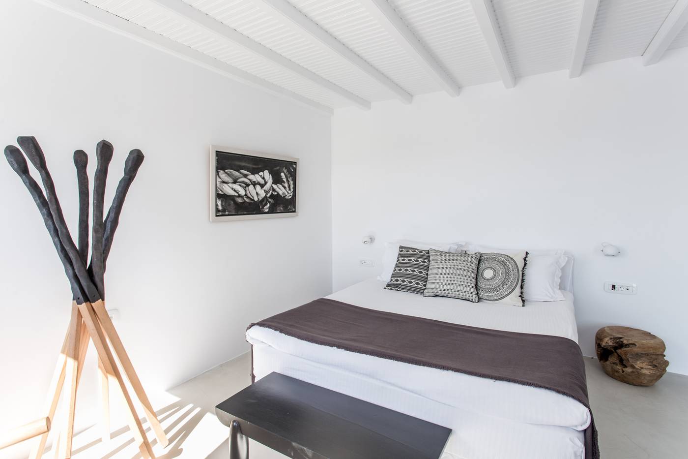 Ostraco-Luxury-Suites-Room-37