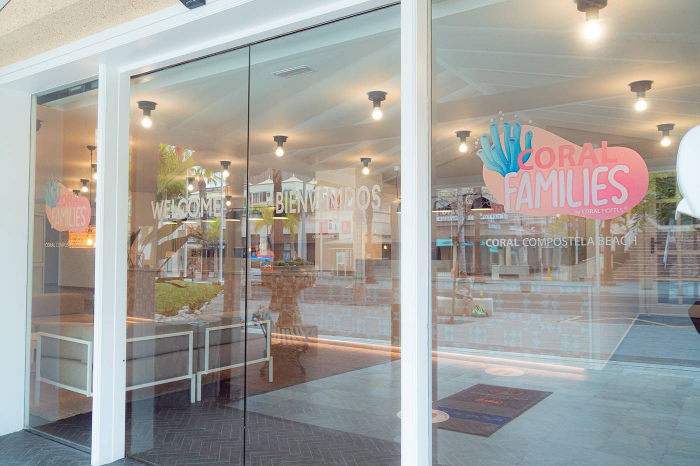 Coral-Compostela-Beach-Lobby-95