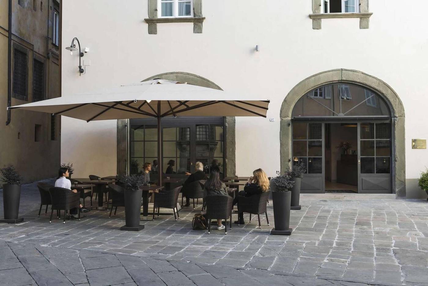 Palazzo-Dipinto-Terrace-74