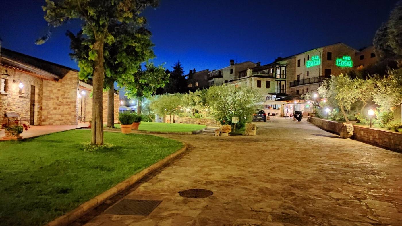 Hotel La Terrazza-Italy-ASSISI-General view-6