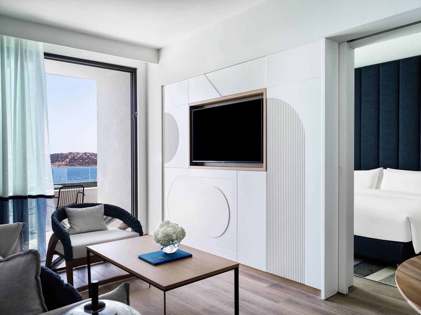 Avra-Collection-Hermes-Hotel-Room-14