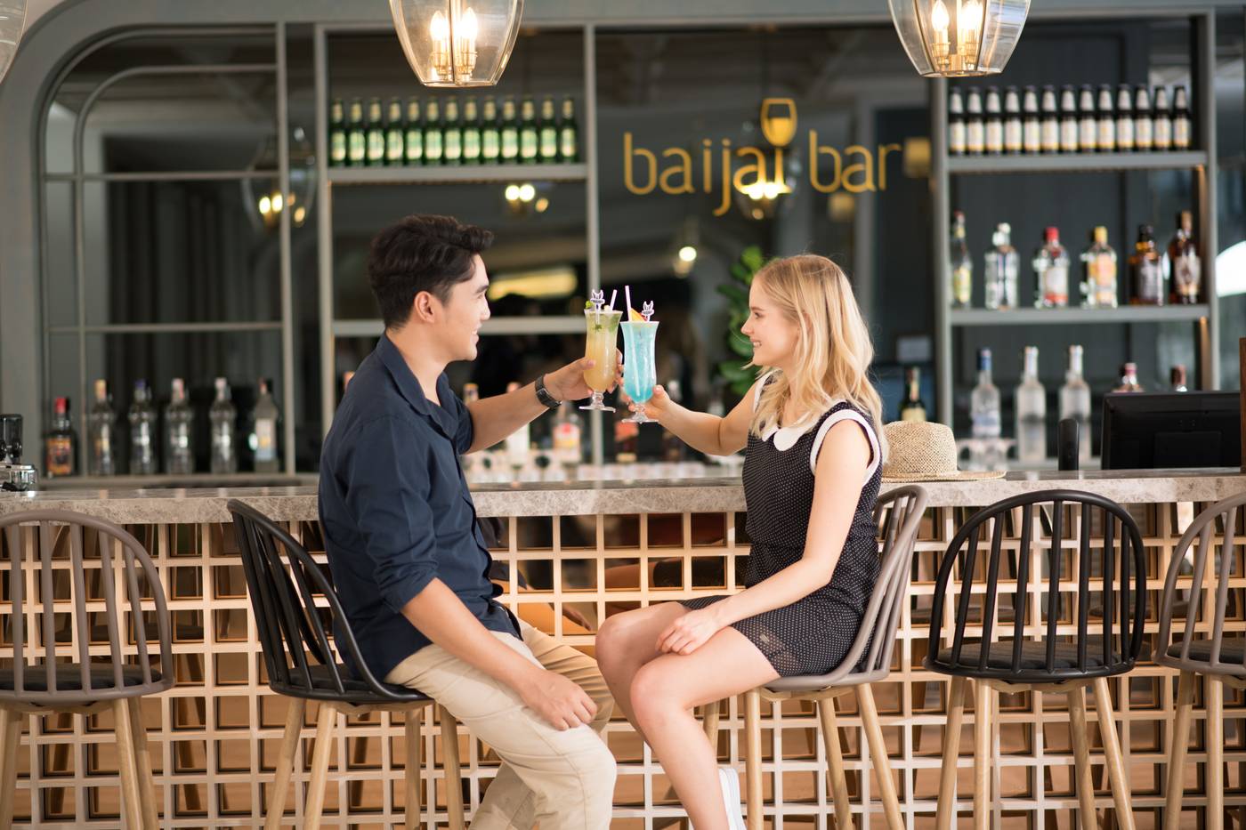 Centara-Sawaddi-Patong-Resort-Bar-55