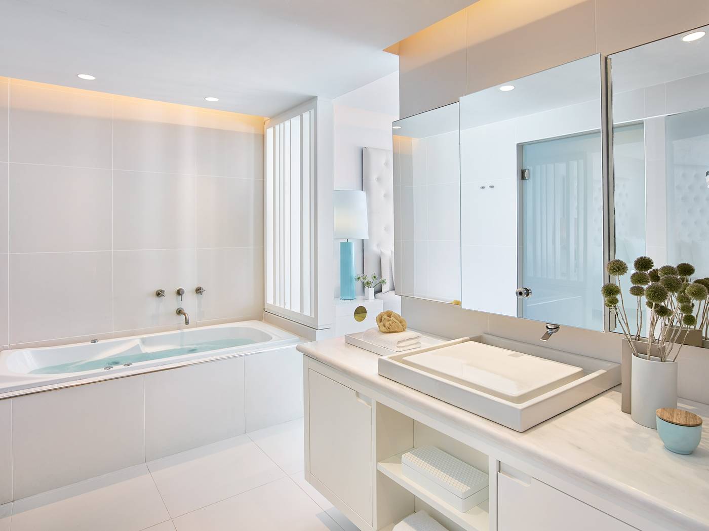 Grecotel-LUXME-White-Room-45