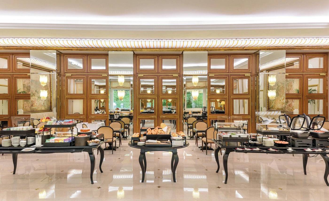 Hotel-Hassler-Lobby-59