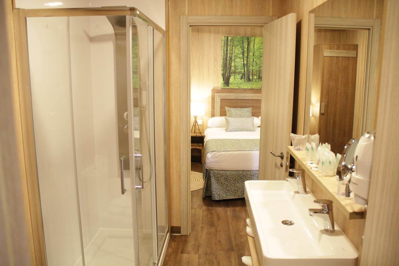 Magic-Robin-Hood-Room-37