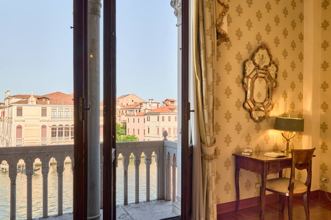 Palazzo-Stern-Room-27