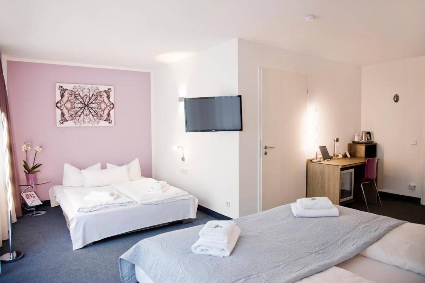 Hotel-Nikolai-Residence-Room-5