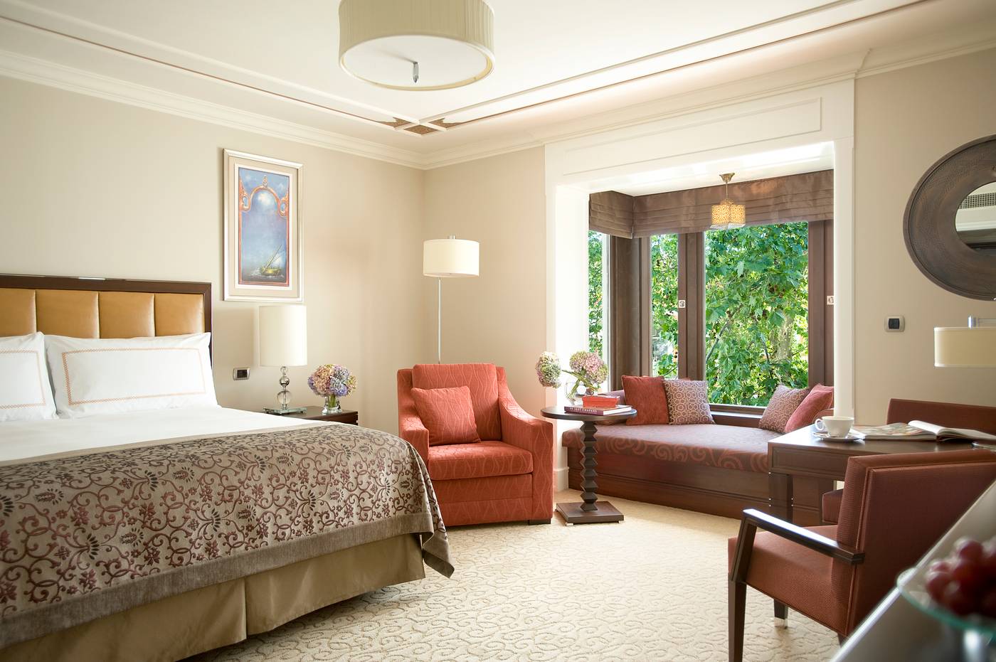 Four-Seasons-at-the-Bosphorus-Room-15