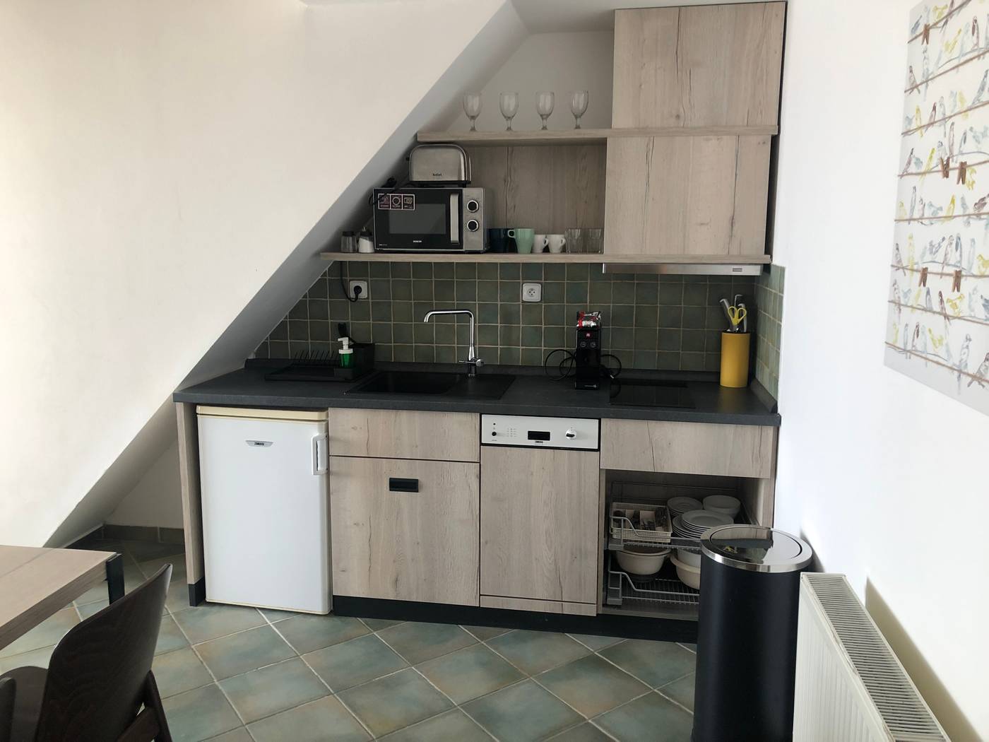 EA-ApartHotel-Melantrich-Room-9