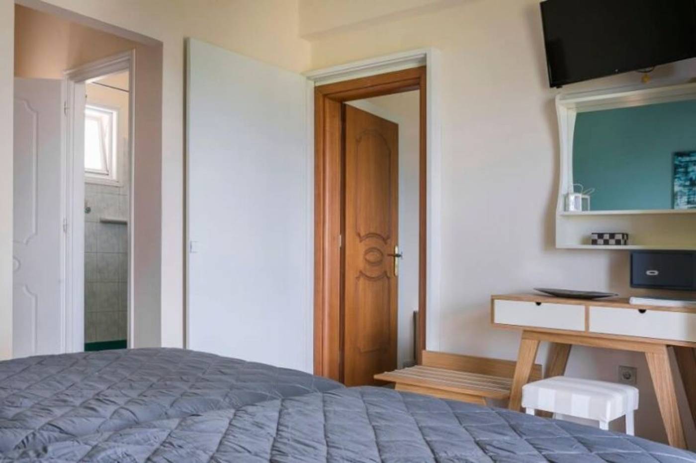 Panorama-Fanari-Studios---Apartments-Room-41