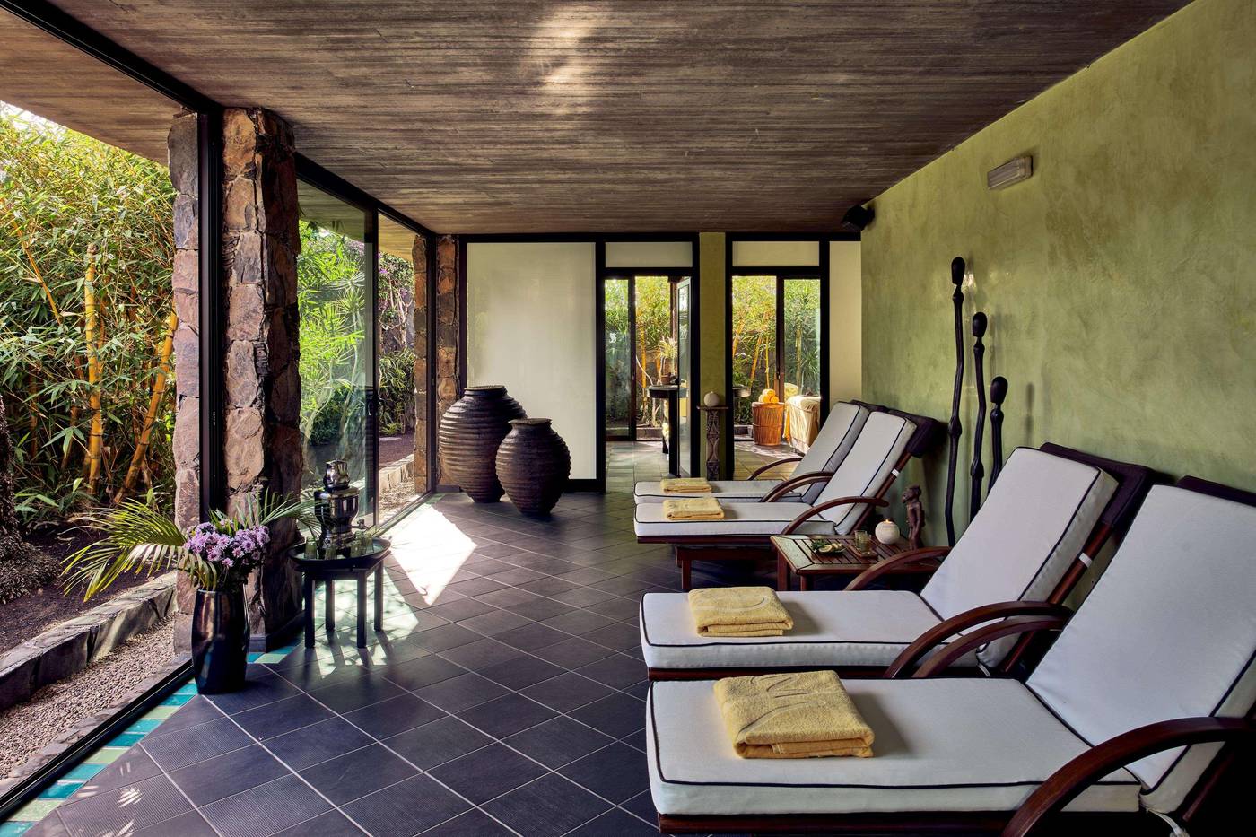 Seaside-Palm-Beach-Sports-and-Entertainment-56