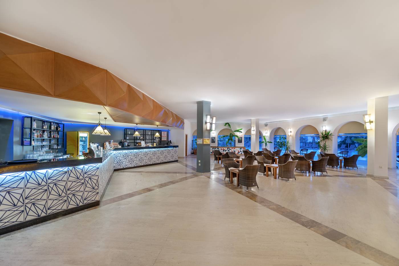 Marmaris-Bay-Resort---Adults-Only-Bar-47