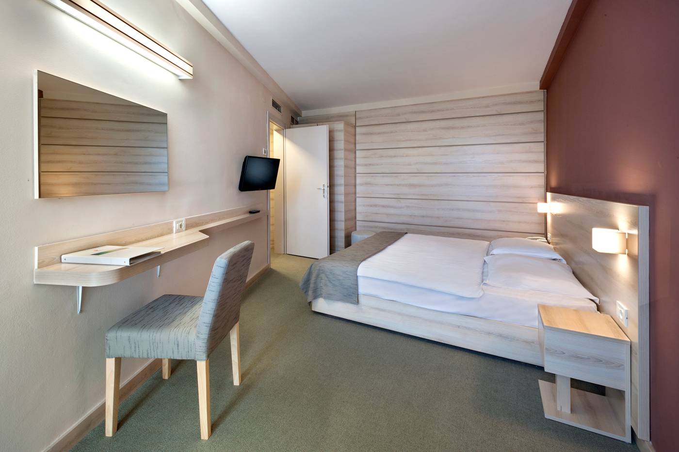 Hotel-Materada-Plava-Laguna-Room-30