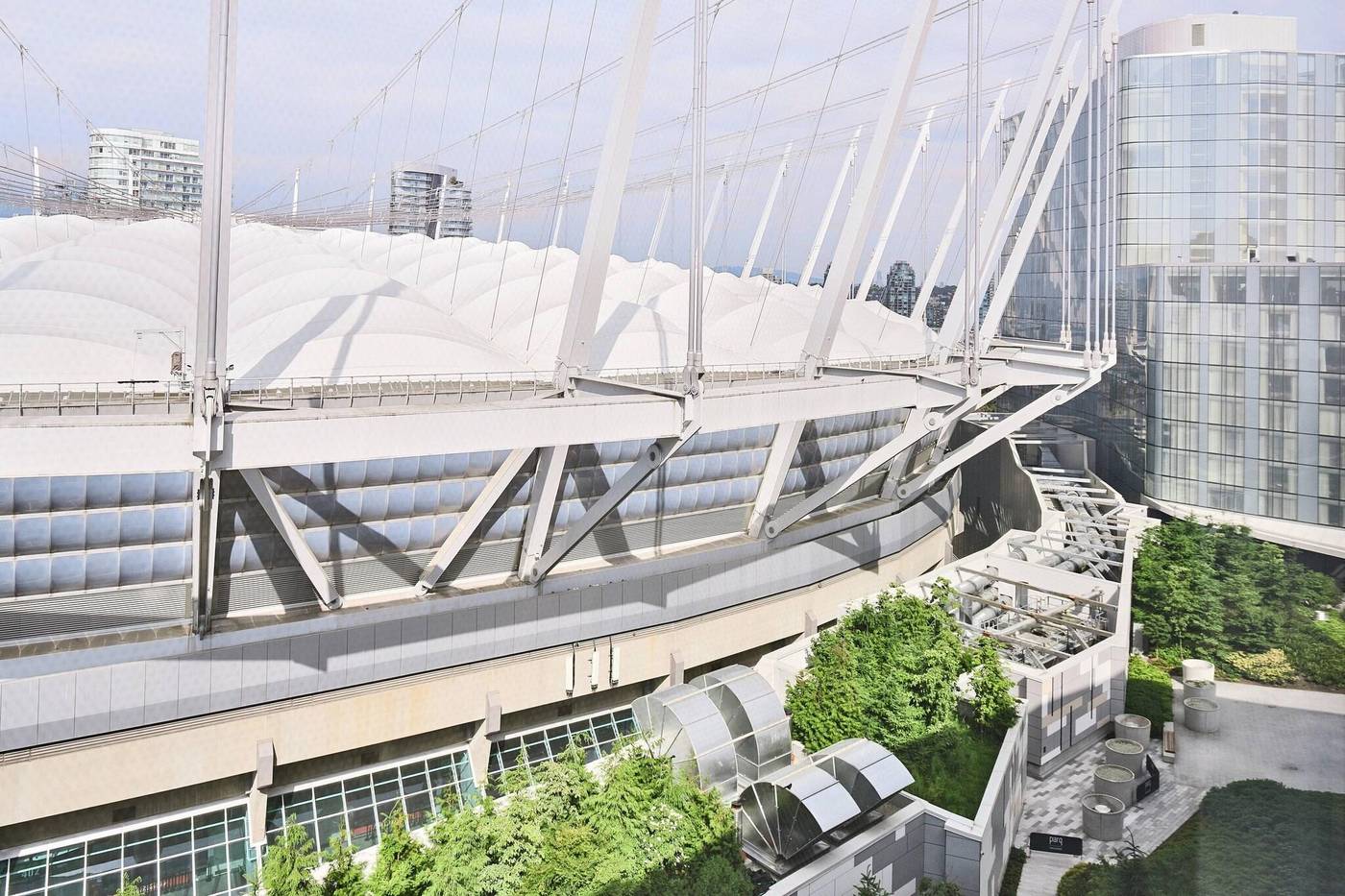 the-DOUGLAS--Autograph-Collection-Room-68